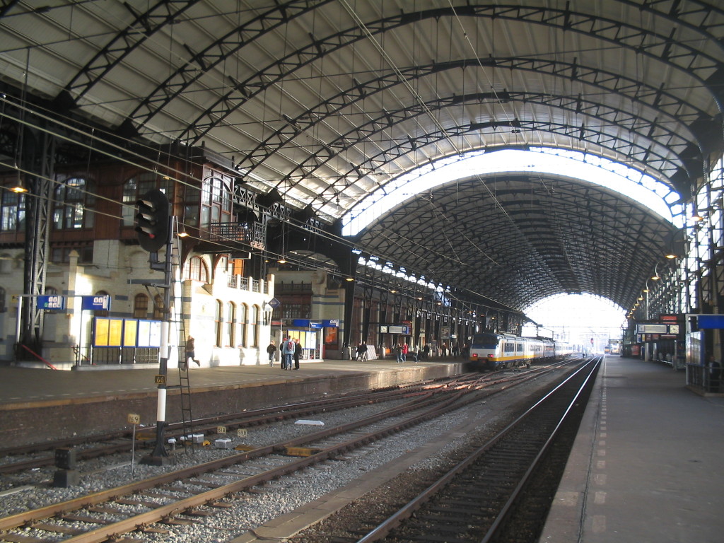 Haarlem_station_binnen